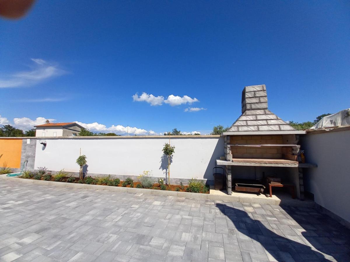 Apartment & Studio Vrdoljak Sveti Anton  Екстер'єр фото