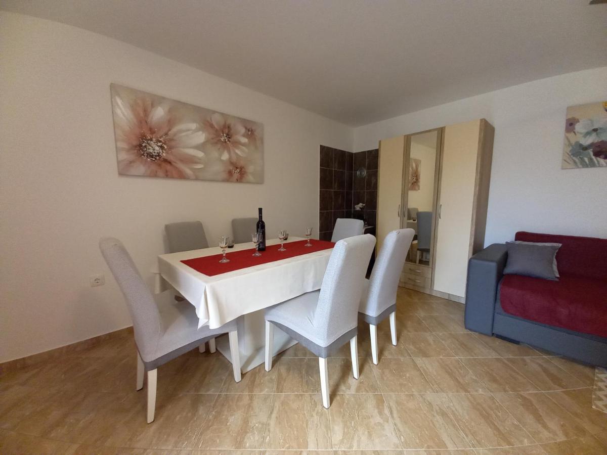 Apartment & Studio Vrdoljak Sveti Anton  Екстер'єр фото