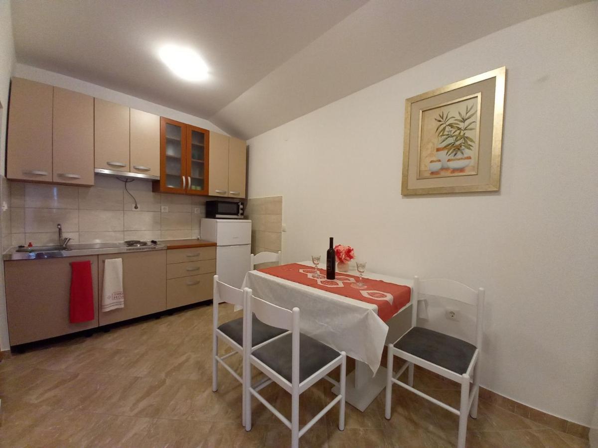 Apartment & Studio Vrdoljak Sveti Anton  Екстер'єр фото