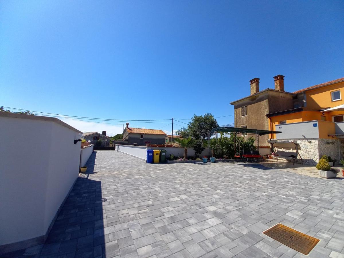 Apartment & Studio Vrdoljak Sveti Anton  Екстер'єр фото