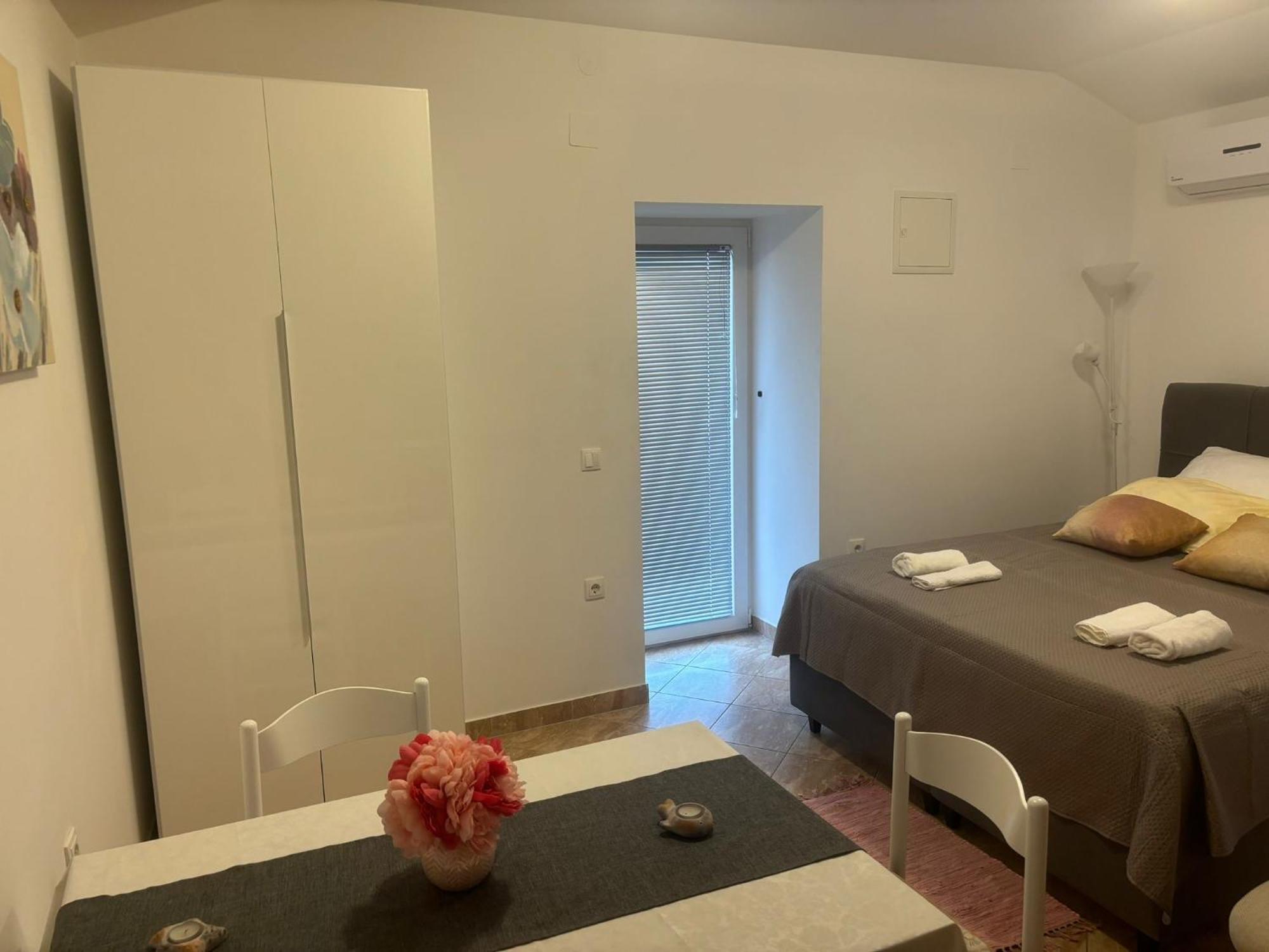 Apartment & Studio Vrdoljak Sveti Anton  Екстер'єр фото